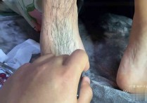 小迪tk挠脚心新作电动牙刷tk脚底板木子之tk挠美女脚心小迪定制沿着脚底纹路画！本作品可在线看！