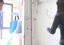 灰鸟原创视频新作崴脚揉脚扭伤视频之挠脚心痒痒tk籹侠的悲哀萌美子nen脚丫被无情柔菱哲蘑顽弄！本作品可在线看！